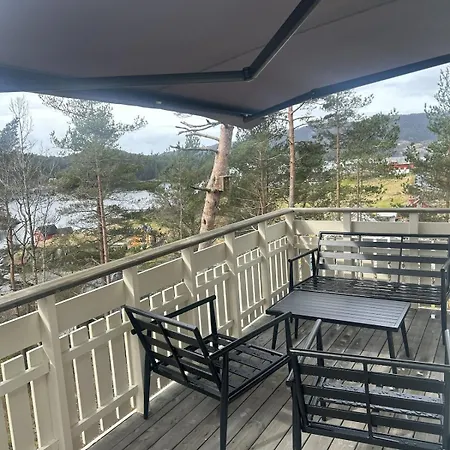 Сasa de vacaciones Close To The Sea With A Great View Sovik